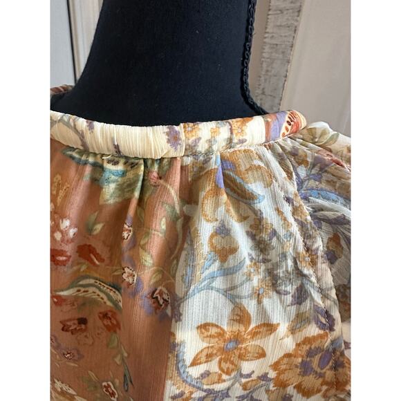 NWT Maison d' Amelie Floral V-Neck Flutter Sleeve Blouse Sz. XS - Picture 12 of 13